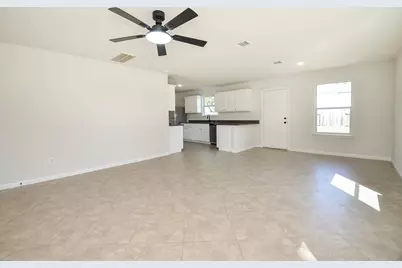 3906 Hollow Cove Lane, Richmond, TX 77469 - Photo 3