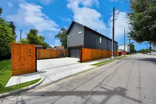 334 E 31st St, Houston, TX 77018 - Photo 31