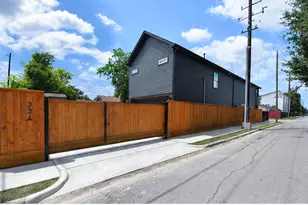 334 E 31st St, Houston, TX 77018 - Photo 33