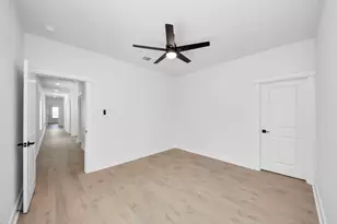 334 E 31st St, Houston, TX 77018 - Photo 27