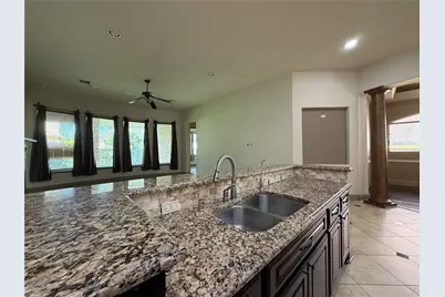 6223 Duke Trail Lane, Sugar Land, TX 77479 - Photo 11