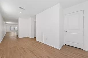 21015 Longeni Dr, New Caney, TX 77357 - Photo 9