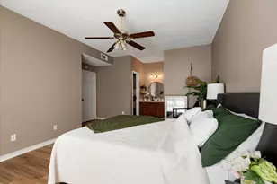 10047 Westpark Dr, Houston, TX 77042 - Photo 11