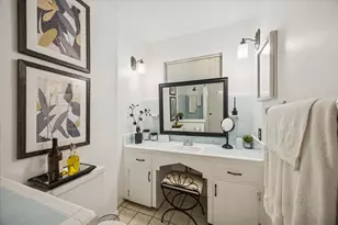 3201 Proswimmer St, Houston, TX 77088 - Photo 9