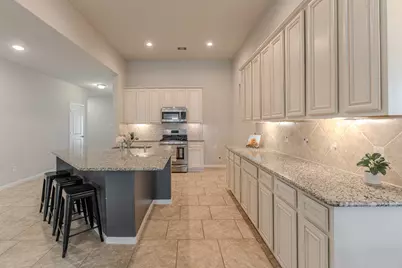 14207 Irvine Ranch Trail, Conroe, TX 77384 - Photo 7