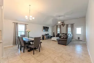 14207 Irvine Rnch Trl, Conroe, TX 77384 - Photo 11