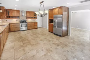 6 Coralberry Ct, The Woodlands, TX 77381 - Photo 7