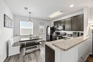 4827 Purple Wisteria Ln, Spring, TX 77373 - Photo 11