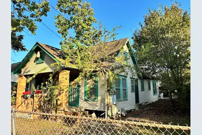 305 Eastwood Street, Houston, TX 77011 - Photo 5