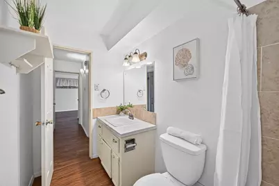 7714 Renwick Drive #D13, Houston, TX 77081 - Photo 23