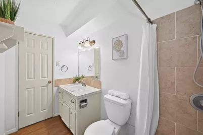 7714 Renwick Drive #D13, Houston, TX 77081 - Photo 25