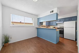 7714 Renwick Dr, Houston, TX 77081 - Photo 7