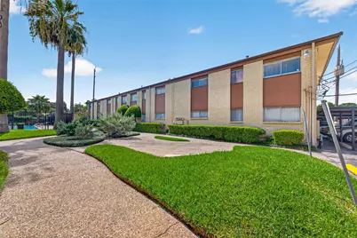 7714 Renwick Drive #D13, Houston, TX 77081 - Photo 5