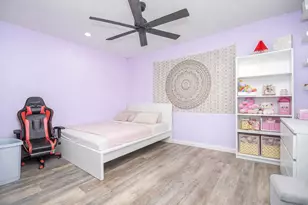 10410 Huntington Dale Dr, Houston, TX 77099 - Photo 15