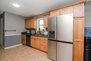 10410 Huntington Dale Dr, Houston, TX 77099 - Photo 9