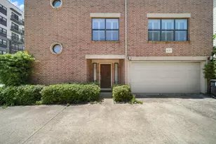 917 W 21st St, Houston, TX 77008 - Photo 3