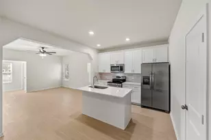 712 W Dallas St, Conroe, TX 77301 - Photo 11