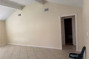 11427 Mulholland Dr, Houston, TX 77477 - Photo 9