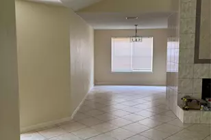 11427 Mulholland Dr, Houston, TX 77477 - Photo 13