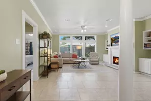 4007 Hill Springs Dr, Houston, TX 77345 - Photo 5