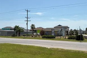 998 Ramada Blvd, Crystal Beach, TX 77650 - Photo 9