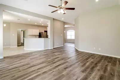 403 Cedar Lake Drive, League City, TX 77573 - Photo 3