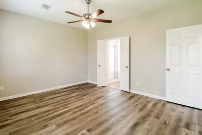 403 Cedar Lake Drive, League City, TX 77573 - Photo 11