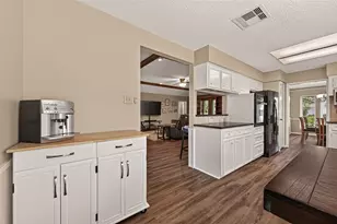 16431 Larkfield Dr, Houston, TX 77059 - Photo 13
