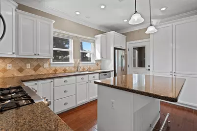361 Bridgelanding, Onalaska, TX 77360 - Photo 11