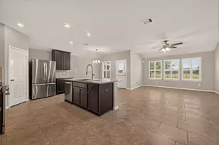 2822 Canadian Goose Ln, Baytown, TX 77521 - Photo 7