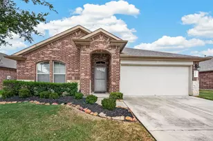 2822 Canadian Goose Ln, Baytown, TX 77521 - Photo 3