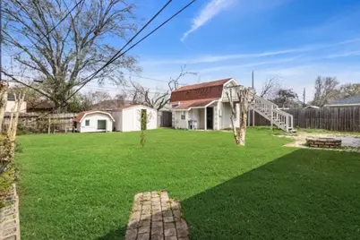 614 Meadowglen Drive, Baytown, TX 77521 - Photo 27