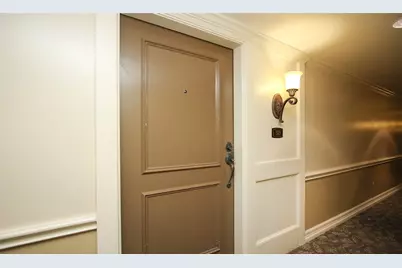 3525 Sage Road #318, Houston, TX 77056 - Photo 23