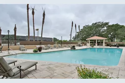3525 Sage Road #318, Houston, TX 77056 - Photo 13
