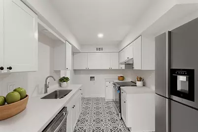 355 N Post Oak Lane #839, Houston, TX 77024 - Photo 7