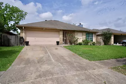 7018 Lost Thicket Drive, Houston, TX 77085 - Photo 1