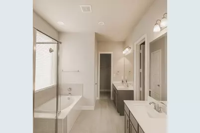 10292 Bayou Oaks Drive, Conroe, TX 77385 - Photo 11