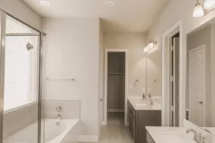 10292 Bayou Oaks Dr, Conroe, TX 77385 - Photo 11