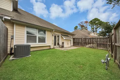 2027 Marchwood Manor Drive, Houston, TX 77090 - Photo 35