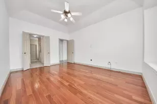 2027 Marchwood Manor Dr, Houston, TX 77090 - Photo 11