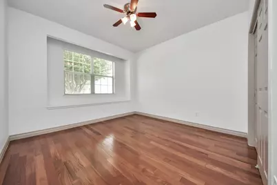 2027 Marchwood Manor Drive, Houston, TX 77090 - Photo 21