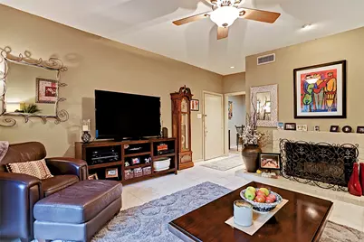 11711 Memorial Drive #289, Houston, TX 77024 - Photo 3