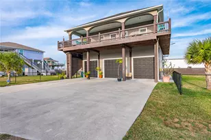 938 Eastview, Port Bolivar, TX 77650 - Photo 11