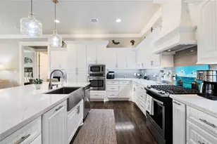 938 Eastview, Port Bolivar, TX 77650 - Photo 3