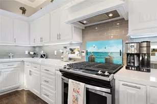 938 Eastview, Port Bolivar, TX 77650 - Photo 27