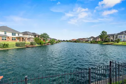 3947 Catania Bay Court, Missouri City, TX 77459 - Photo 21