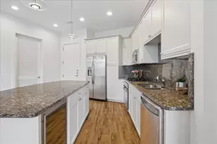 5005 Hidalgo St, Houston, TX 77056 - Photo 13