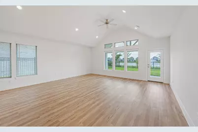832 Sarasota Shore Drive, Katy, TX 77493 - Photo 9