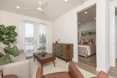 1690 North Loop #128, Houston, TX 77009 - Photo 1