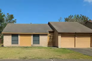 2435 Buttonhill Dr, Missouri City, TX 77489 - Photo 1